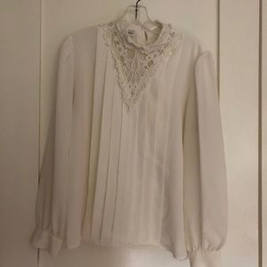 Beautiful vintage lace blouse
